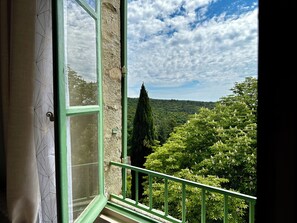 Interior - Beau T3 vue Vallée de Leure et Parking (Uzès)