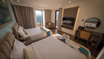 Premier-Suite, 2 Queen-Betten | 1 Schlafzimmer, kostenloses WLAN, Bettwäsche