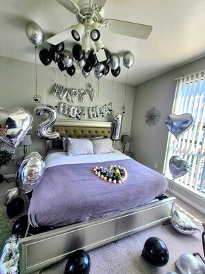 1 soverom, strykejern/-brett, internettilgang og sengetøy