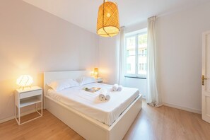 2 室のベッドルーム、アイロン / アイロン台、WiFi、ベッドシーツ