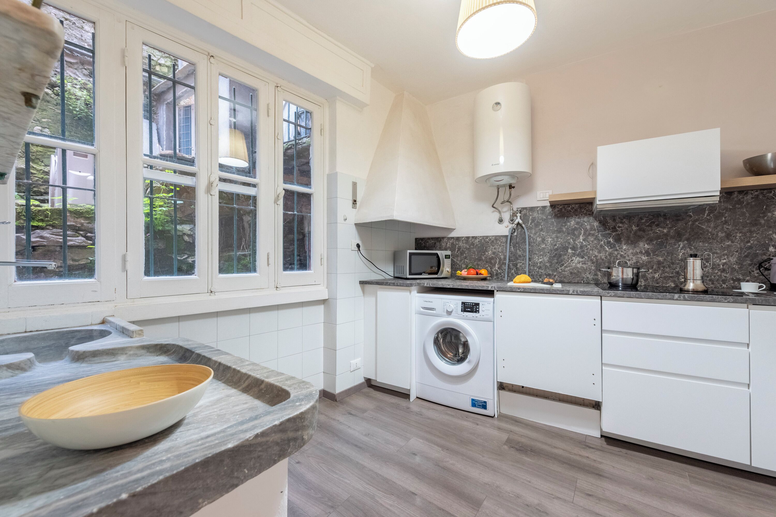 Familienapartment, Mehrere Schlafzimmer (Cozy Maria Apartment in Portofino) | Eigene Küche | Kühlschrank, Mikrowelle, Herdplatte, Geschirrspüler