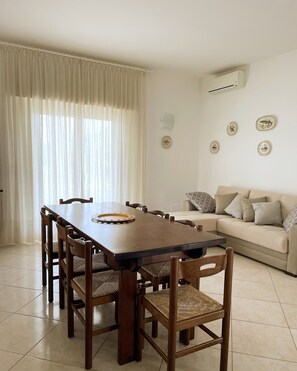 Dining - Villa Giorgia Salento - villa with private garden (Matino)