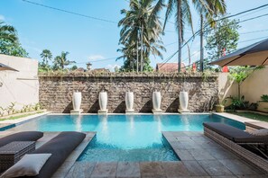 Outdoor pool - Villa Bambooz Sari (Ubud)