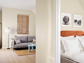 2 habitaciones, tabla de planchar con plancha, cuna de viaje y wifi 