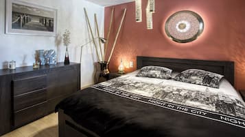 3 chambres, fer et planche Ă repasser, Wi-Fi, draps fournis