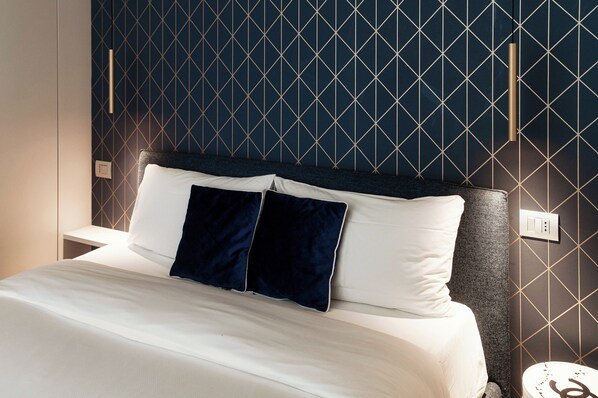 Căn hộ | Bộ đồ giường cao cấp, chăn bông, bàn ủi/dụng cụ ủi quần áo 