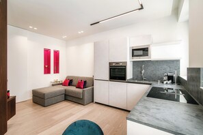 Apartment | Ruang tamu | 30 inci televisyen dengan digital 