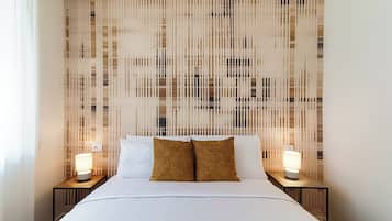 Apartment | Premium bedding, down duvets, iron/ironing board, free WiFi