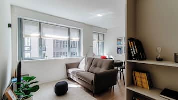 Apartment | Premium bedding, down duvets, iron/ironing board, free WiFi