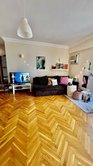 Living area - “Females Only” Beautiful apartment in the heart of Sheikh Zayed. (Giza)