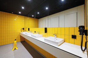 Hair dryer - Little Monkey Hostel (Enschede)