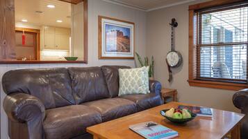 Téléviseur, bureau