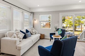 TV, fireplace, offices