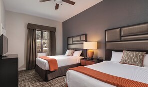 2 soverom, strykejern/-brett, reiseseng for barn og wi-fi