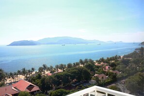 Front of property - Siren Flower Hotel (Nha Trang)