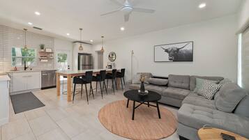 TV connectée, espaces bureaux