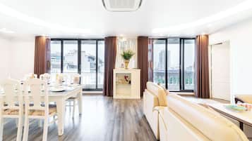 Appartement, 1 très grand lit et 1 canapé-lit, non-fumeurs, vue ville | Vue sur la ville