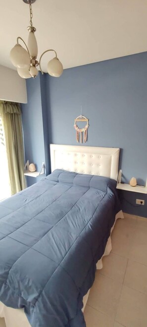 2 bedrooms, desk, iron/ironing board, Internet