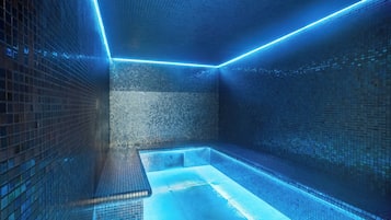 Sauna, steam room, Turkish bath, body treatments, deep-tissue massages