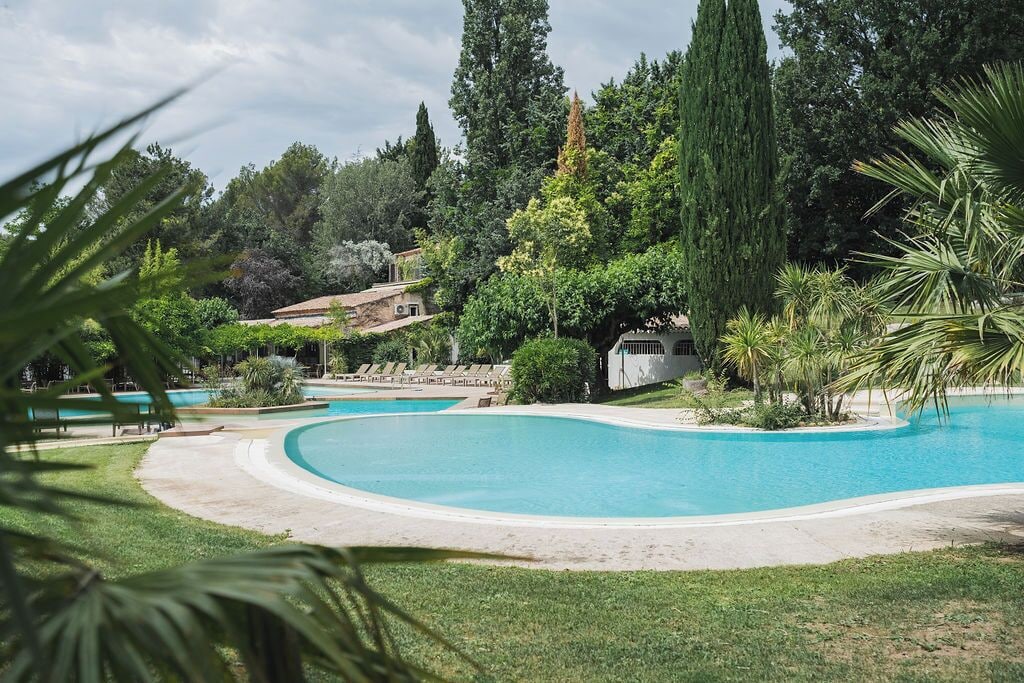 室內泳池、季節性室外泳池