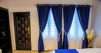 El Elyon Hotel and Suites