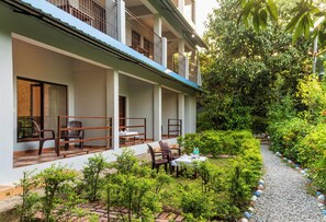 الإطلالة من المنشأة