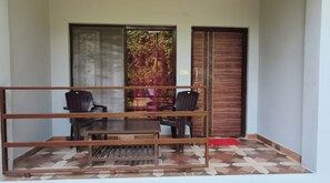 ห้องดีลักซ์, วิวภูเขา | โต๊ะทำงาน, Wi-Fi ฟรี, ผ้าปูที่นอน