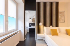 In-room safe, desk, soundproofing, free WiFi - Metropolitan Rooms (Cagliari)
