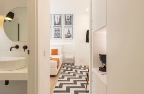 Coffres-forts dans les chambres, bureau, chambres insonorisées