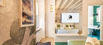 Metropolitan Rooms