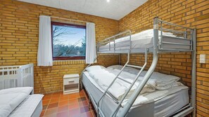 9 habitaciones, cuna de viaje y wifi