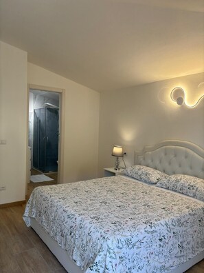 5 bedrooms, WiFi, bed sheets - 5 Bedroom Apartment in URZULEI (URZULEI)