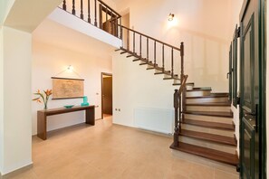 Interior - Seven Springs Villas Artemis Villa (Kolympia)