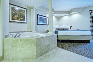 1 soverom, strykejern/-brett, reiseseng for barn og wi-fi