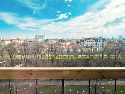 Private Room | Desk | Fridge | Views | Terrace