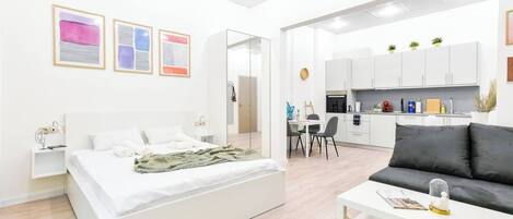 1 bedroom, desk, iron/ironing board, free WiFi