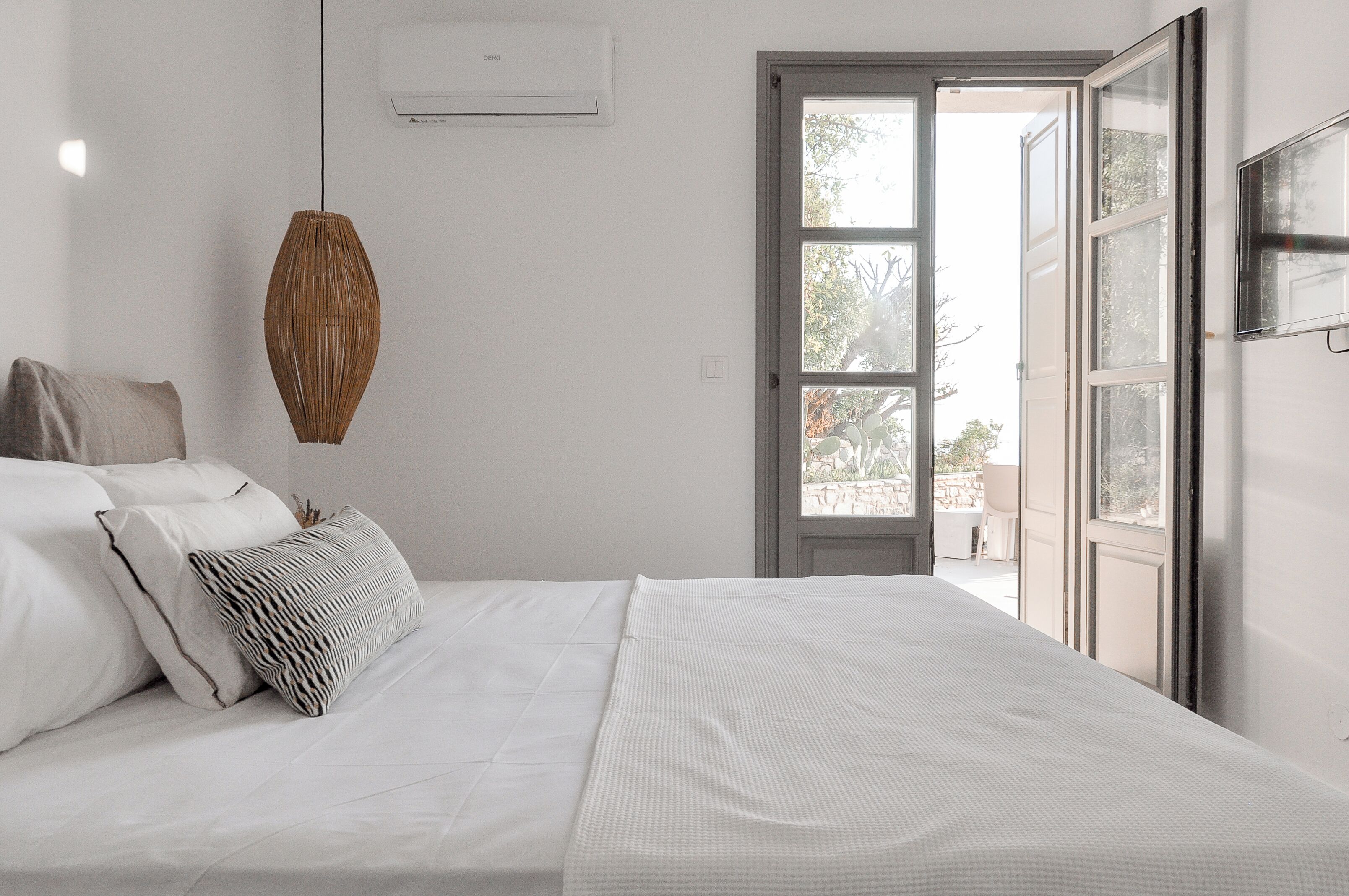 2 bedrooms, in-room safe, free WiFi, bed sheets