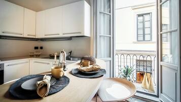 Appartamento | Cucina privata | Frigorifero con congelatore, forno, piano cottura, lavastoviglie