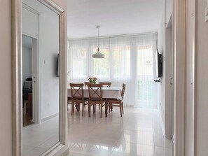 Dining - Daret 3 bdr apartment (Split)