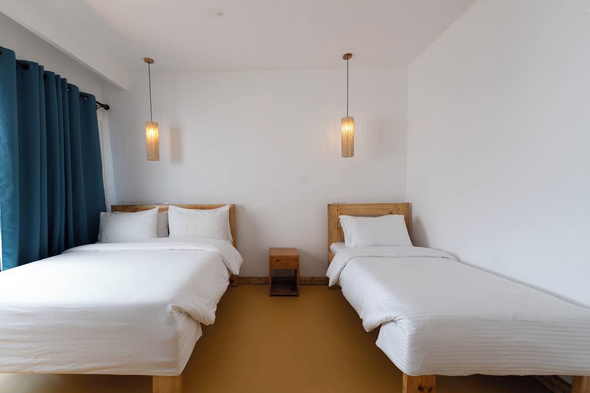 Deluxe tweepersoonskamer | 2 slaapkamers, een bureau, gratis wifi, beddengoed