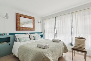 4 chambres, fer et planche à repasser, Wi-Fi, draps fournis