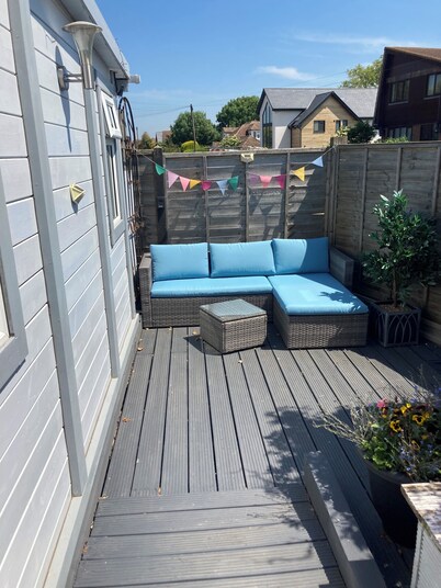 Cozy cabin in wonderful Seasalter with WiFi, AC