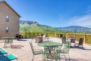 Outdoor dining - Mountain Escape , Pool Access, $560 tickets per paid day, Mountain Views!!! (Gatlinburg)