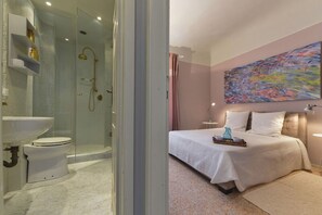 Dusj, hårføner og bidé