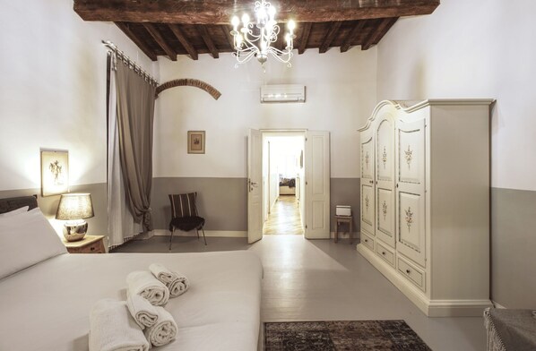 2 Schlafzimmer, Bügeleisen/Bügelbrett, Reisekinderbett, kostenloses WLAN