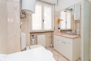 Bathroom - Station's Apartments Bergamo (Bergamo)