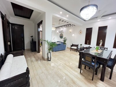 BedChambers Serviced Apartments South Extension,
3 BHK
