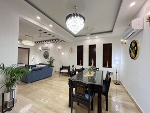 Interior - BedChambers Serviced Apartments South Extension,
3 BHK
 (New Delhi)