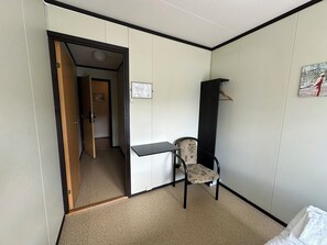 Quarto casal, suíte | Roupas de cama antialérgicas, cortinas blackout, Wi-Fi de cortesia