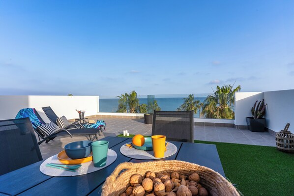 Outdoor dining - Apartamento Buenavista Sol R&R (Roquetas de Mar)